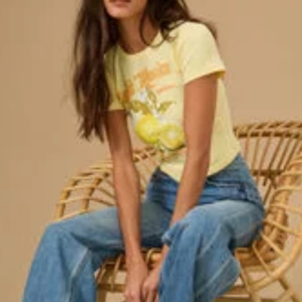 Goodie Two Sleeves Santa Monica baby tee